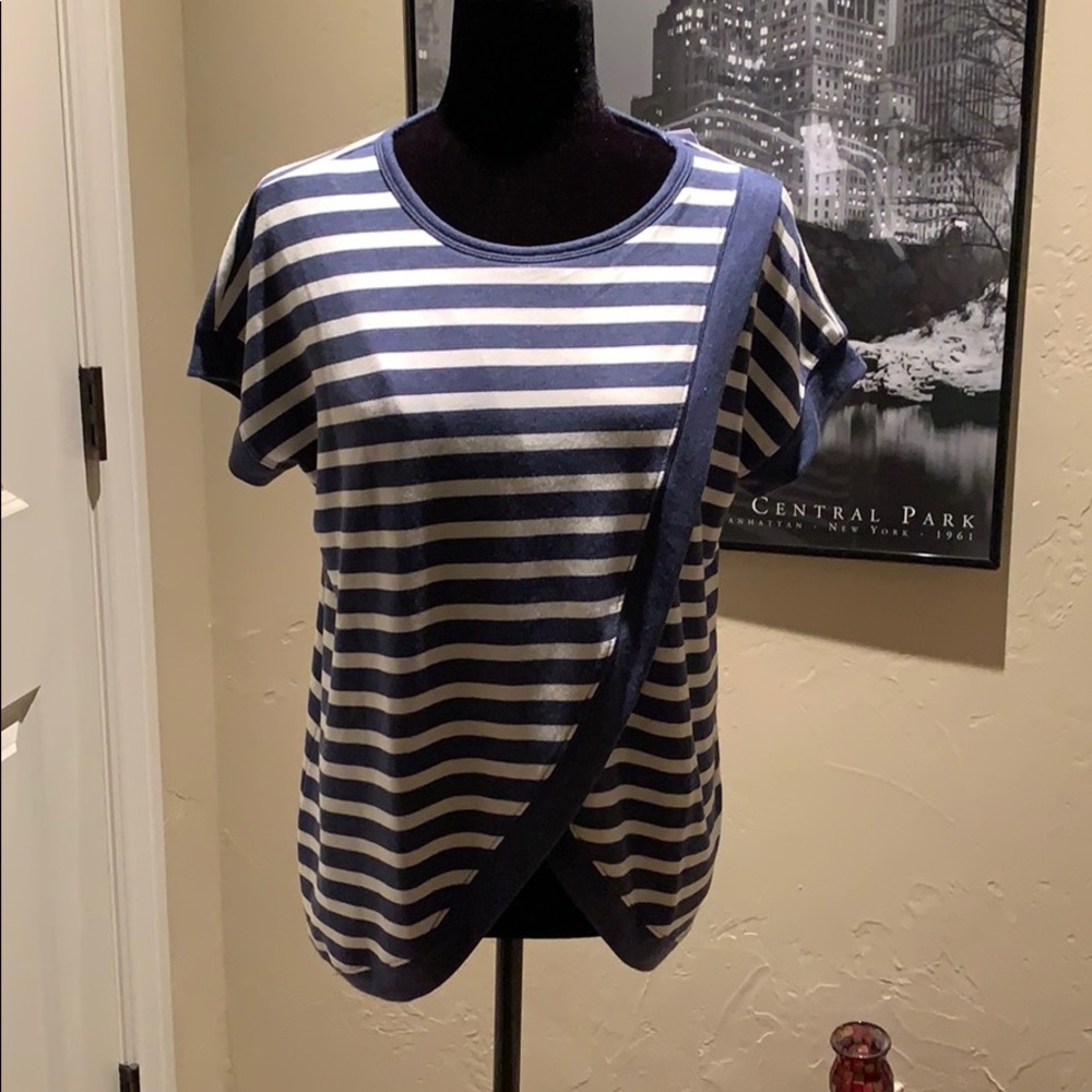 Host Pick💖Motherhood Maternity Nursing Top